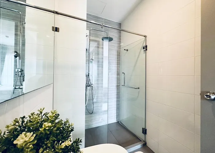 Modern Nr Bts Onnut Wifi Apartment