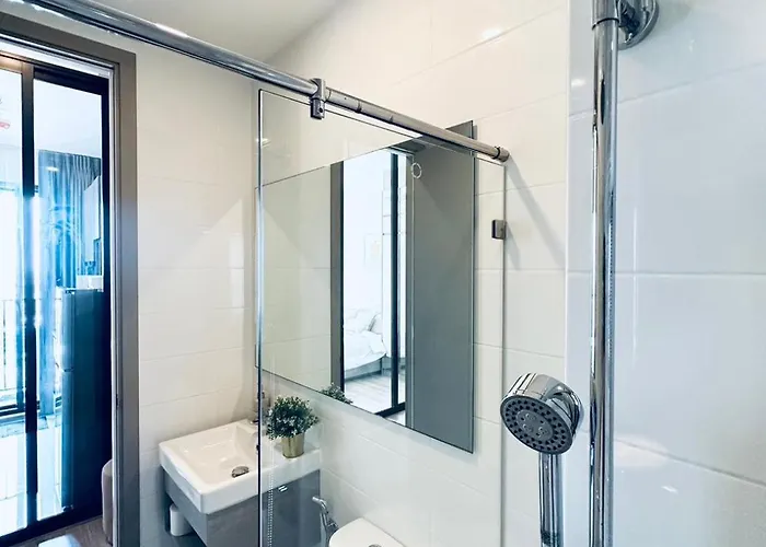 Apartment Modern Nr Bts Onnut Wifi Bangkok